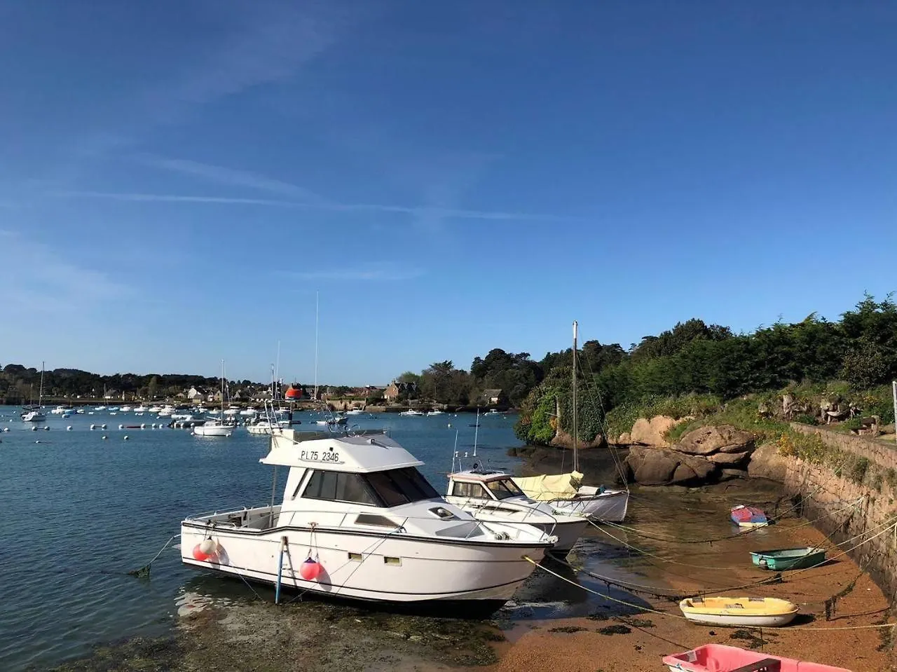 Villa Superbe Vue Mer Avec Wifi, Jardin, Terrasse A Perros Guirec - Ref 931